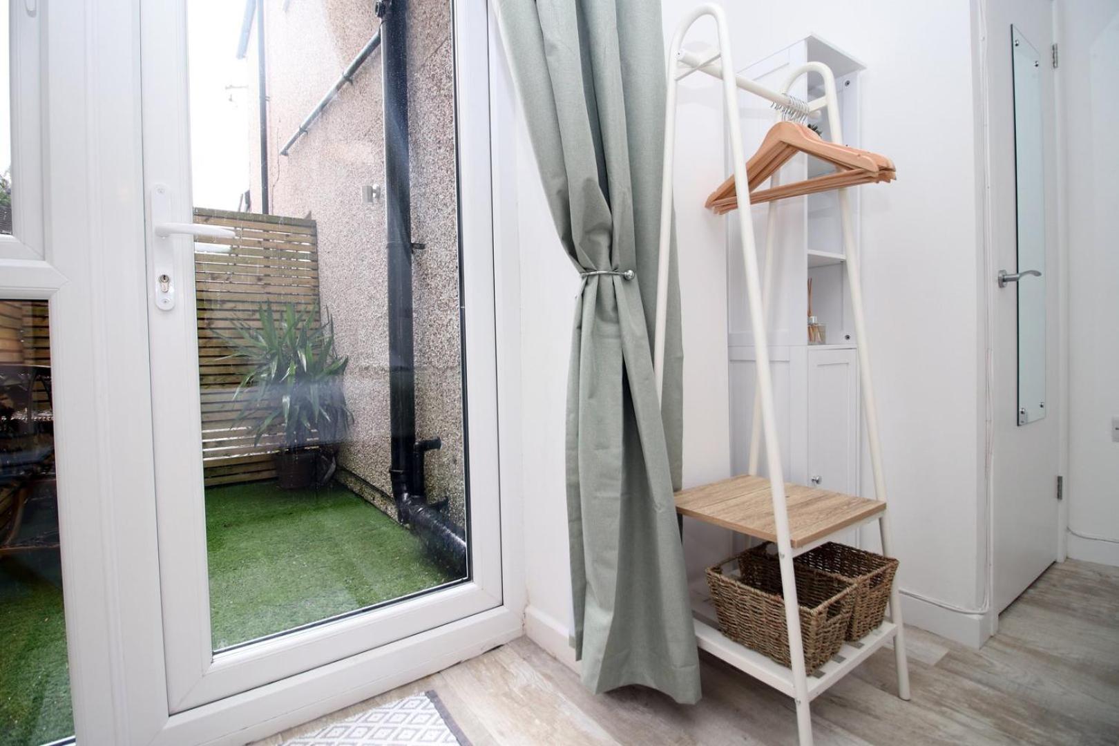 Chic 1br + Sofabed In Centre * Cardiff